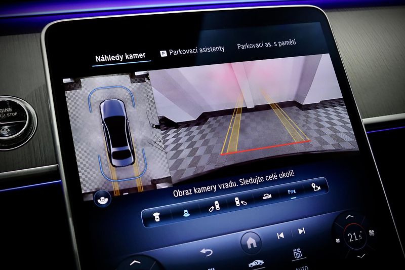 Mercedes-Benz Třídy S 580 Long 4Matic V8 370 kW - fotka 27 z 43