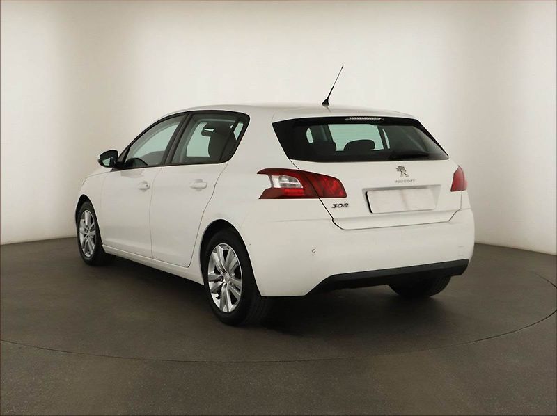 Peugeot 308 (2014) 1.6 e-HDi, Serv.kniha - fotka 4 z 13