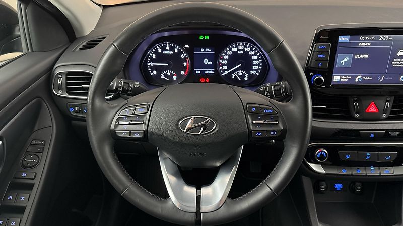 Hyundai i30 1.0 T-GDI Comfort - fotka 9 z 23