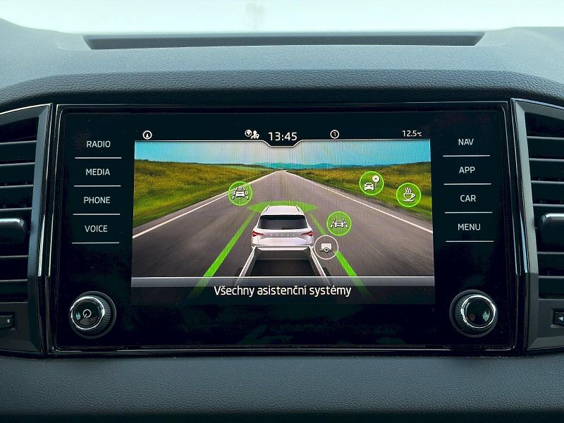 Škoda Karoq (2025) 1.5 TSI / 110kW / SELECTION - fotka 28 z 34