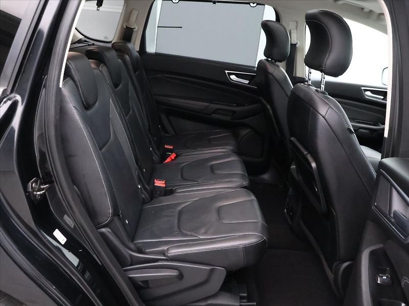 Ford S-MAX 2.0 TDCI 110kW Titanium 7-Míst - fotka 13 z 31