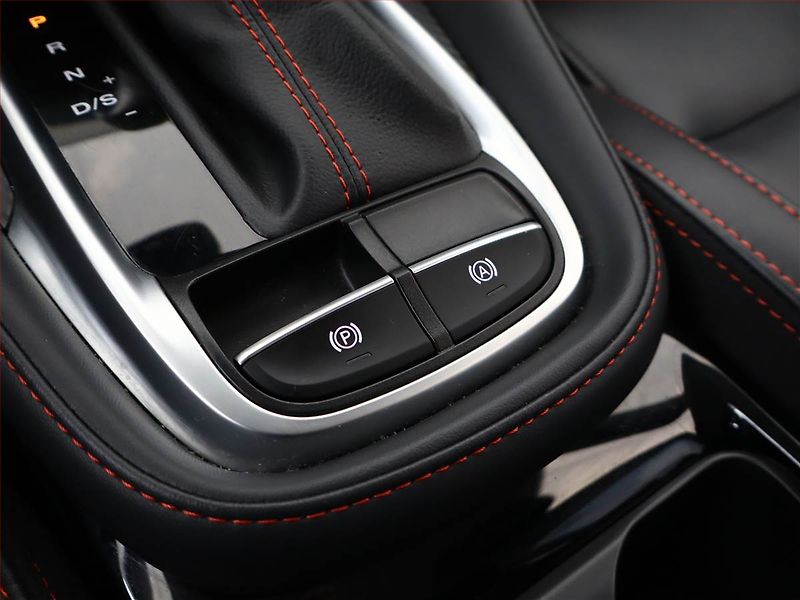 MG ZS (2024) Exclusive 1.0 Turbo, EXCLUSIVE - fotka 17 z 20