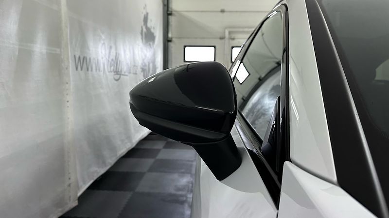 Audi A6 S-LINE / ZÁRUKA / TOP STAV - fotka 17 z 51