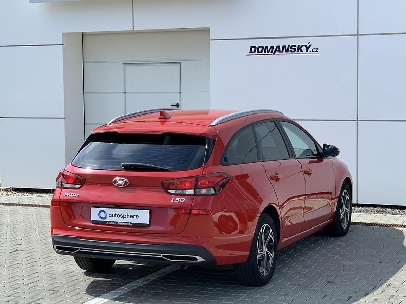 Hyundai i30 WG COMFORT 1.0 T-GDI 88kW DCT - fotka 3 z 25