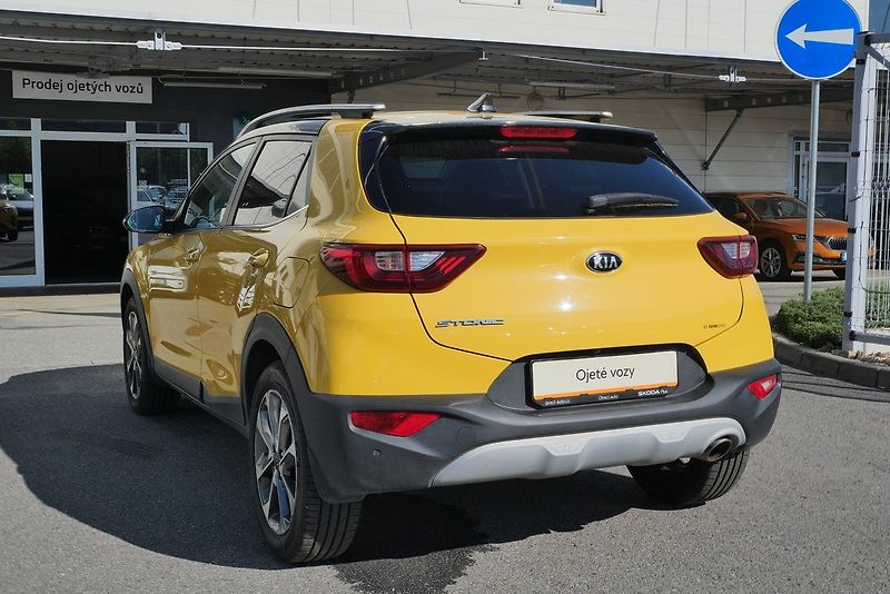 Kia Stonic - fotka 4 z 6