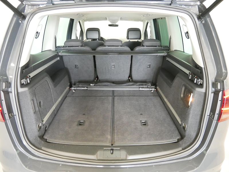 Seat Alhambra - fotka 30 z 30