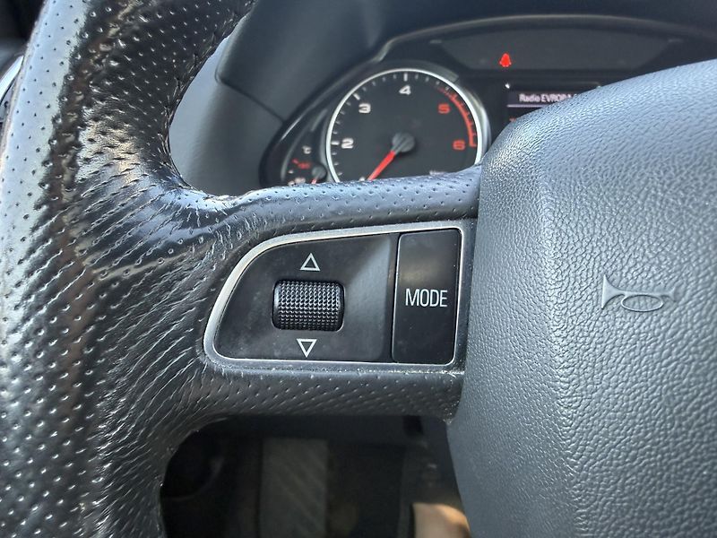 Audi Q5 2.0 TDI 125kW QUATTRO - fotka 21 z 31