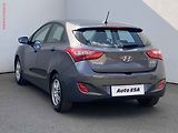 Hyundai i30 (2015) 1.6 CRDi, Trend, navi, kamera - náhled 6
