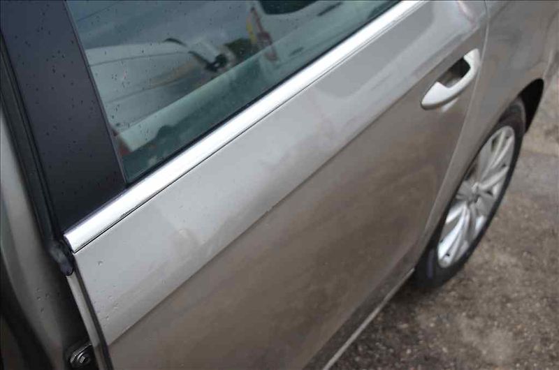 Volkswagen Passat (2012) VARIANT 2,0 TDI - fotka 16 z 26
