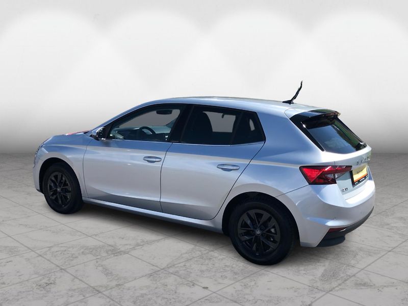 Škoda Fabia 1.0 TSi TOP SELECTION - fotka 7 z 28