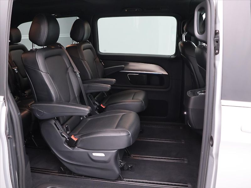 Mercedes-Benz Třídy V 2,1 250d 140kW 7-Míst CZ 4M - fotka 14 z 42