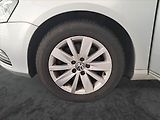 Volkswagen Passat (2013) 2.0 TDI, Automat, Xenony - náhled 15
