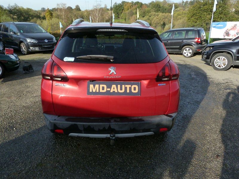 Peugeot 2008 1.2 PureTech Crossway 81 kw - fotka 6 z 20