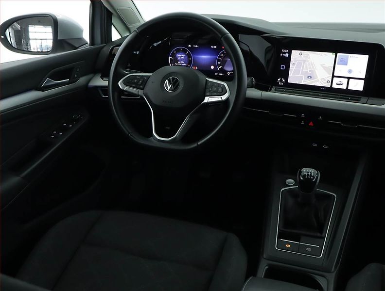 Volkswagen Golf (2022) Life 2.0 TDI, Serv.kniha, Navi - fotka 7 z 15