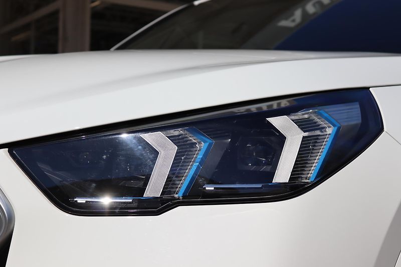 BMW X2 M35i XDRIVE U10 221kW DPH ČR - fotka 4 z 49