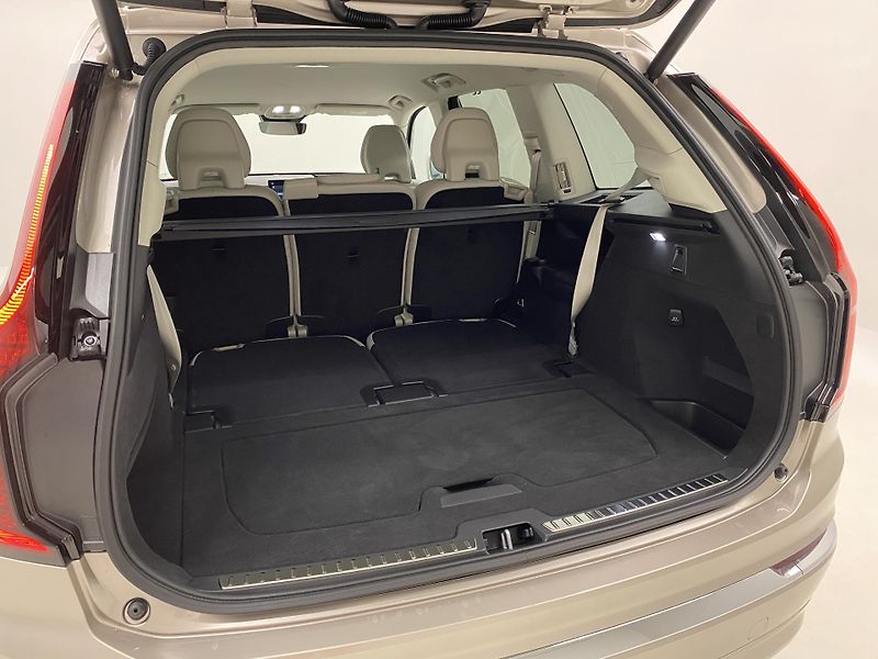 Volvo XC90 (2026) T8 AWD RECHARGE BRIGHT PLUS 7m - fotka 5 z 71