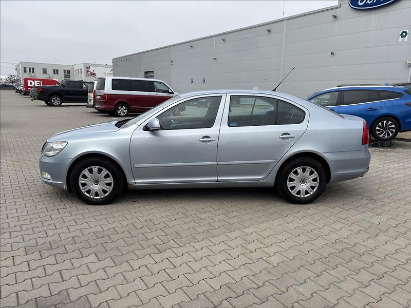 Škoda Octavia 1,9 TDI 77kW Ambiente - fotka 2 z 30