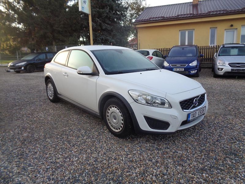 Volvo C30 1,6 LPG - fotka 4 z 11