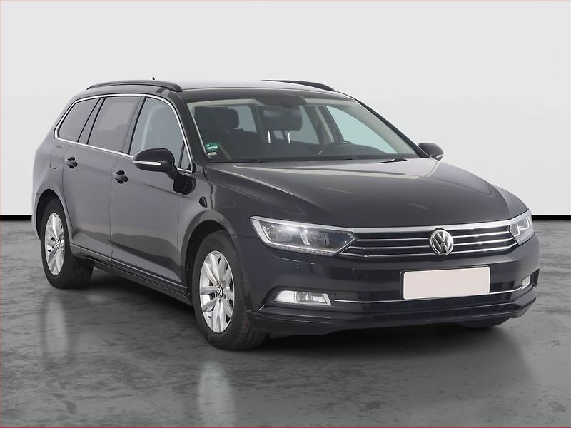 Volkswagen Passat (2015) Comfortline 2.0 TDI, Automat - fotografie inzerátu