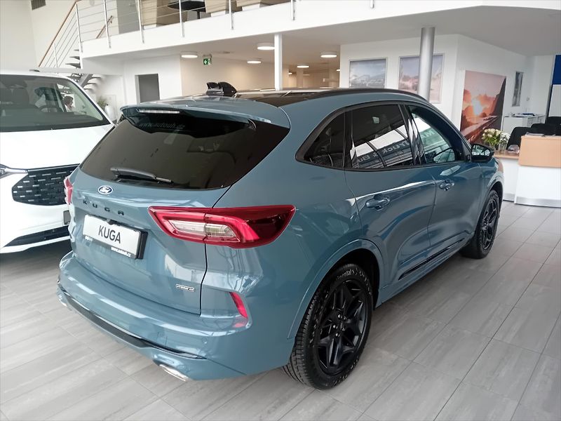 Ford Kuga (2026) 2,5 Duratec Hybrid HEV 134kW/1 - fotka 5 z 15