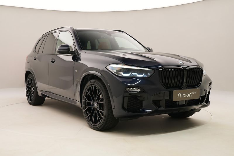 BMW X5 30d xDrive M-Paket REZERVACE - fotka 14 z 75