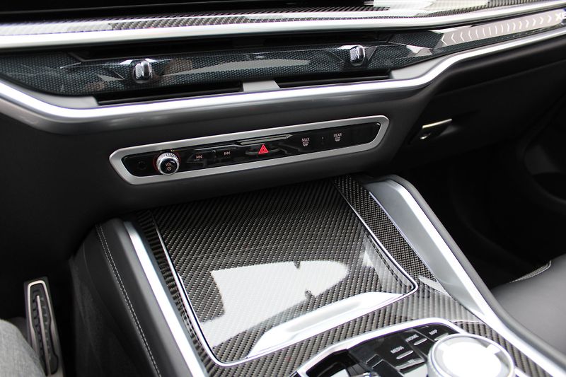 BMW X6 40d*M-sport*Karbon*Vzduch*B&W* - fotka 22 z 50