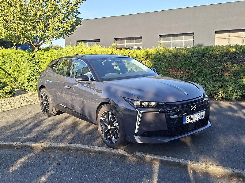 DS Automobiles DS N°4 (2026) N°4 Jules Verne - fotka 4 z 18