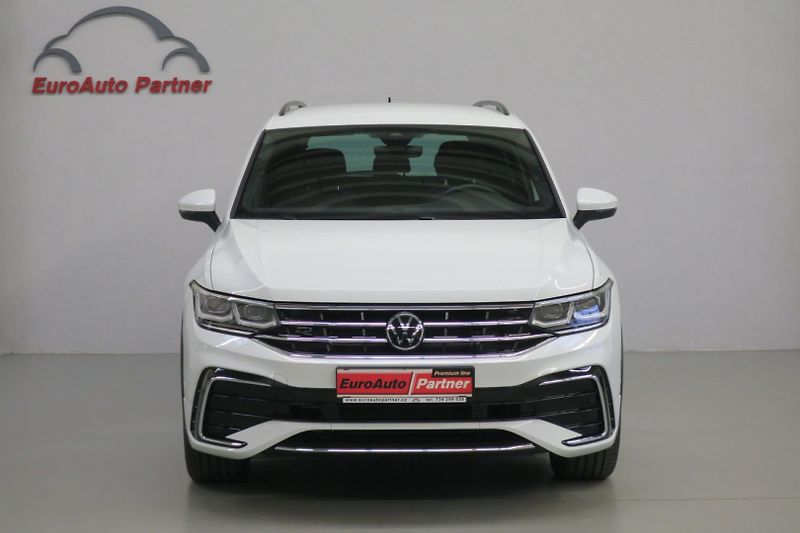 Volkswagen Tiguan (2022) R-line 2,0TDI 147 KW 4M DSG - fotka 2 z 49