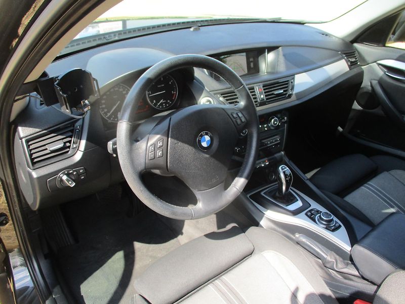 BMW X1 3.0d Xdrive*A/T*NAVI*XEN*ČR  - fotka 13 z 48