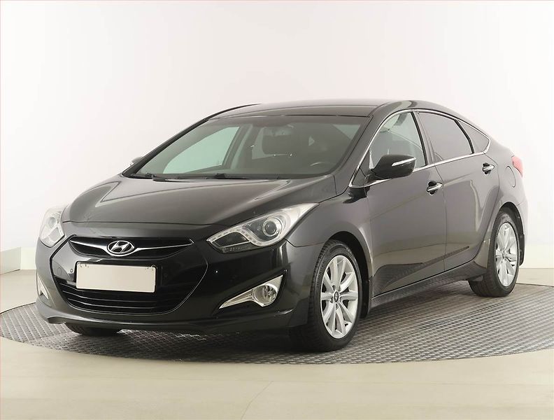Hyundai i40 (2014) 1.7 CRDi, Serv.kniha, Tempomat - fotka 2 z 19