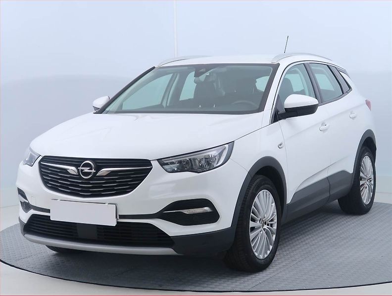 Opel Grandland X (2020) 1.2 Turbo, Automat, Serv.kniha - fotka 2 z 17