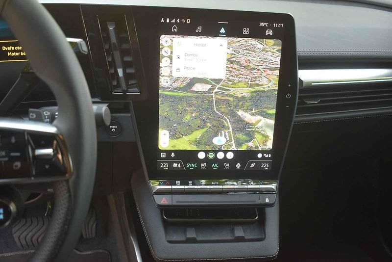 Mitsubishi Eclipse Cross BEV je vydařený elektromobil.