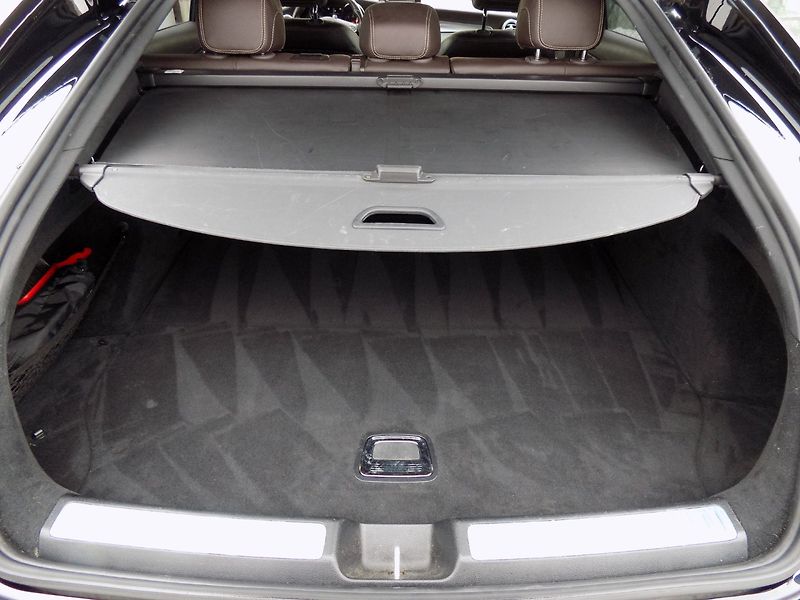 Mercedes-Benz GLC (2018) 250d/AMG Line/4-Matic/ČR/DPH/ - fotka 19 z 40