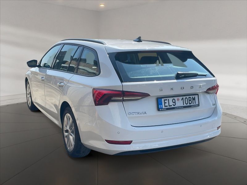 Škoda Octavia 1,4 TSI 150 Ambition AT - fotka 4 z 11