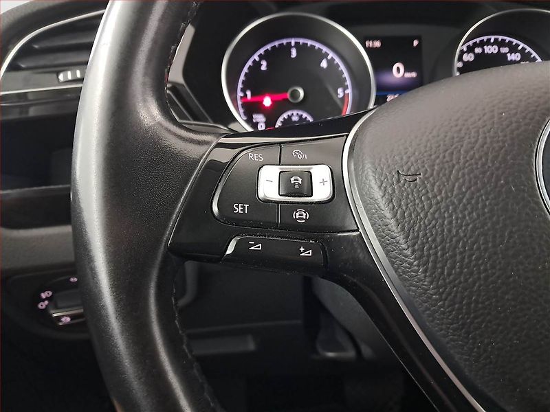 Volkswagen Touran (2019) Highline 1.6 TDI, Automat - fotka 17 z 19