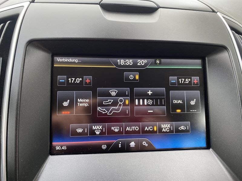 Ford Galaxy (2016) 2,0 TDCi - Panorama - Titanium - fotka 38 z 49