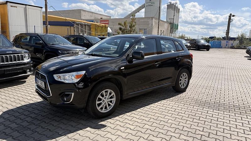 Mitsubishi ASX (2016) 1.6Di-D, ČR,4X4 - fotka 1 z 16