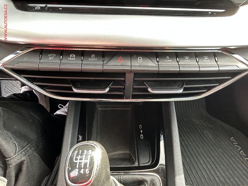 Škoda Octavia (2021) 2.0 TDi, ČR, Style, TZ, +pneu - fotka 15 z 17