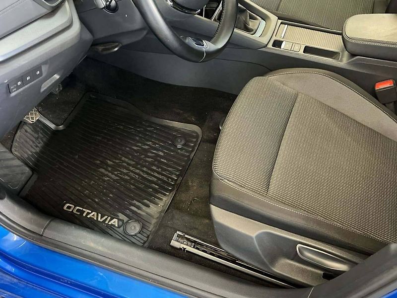 Škoda Octavia (2021) Ambition 1.5 TSI - fotka 12 z 20