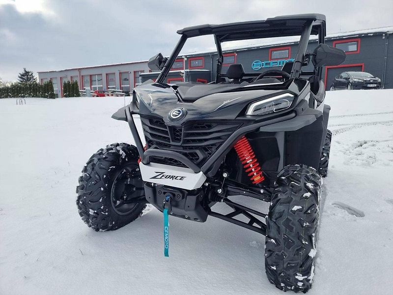 CFMOTO (2026) Gladiator Z 950 Sport - fotka 2 z 20