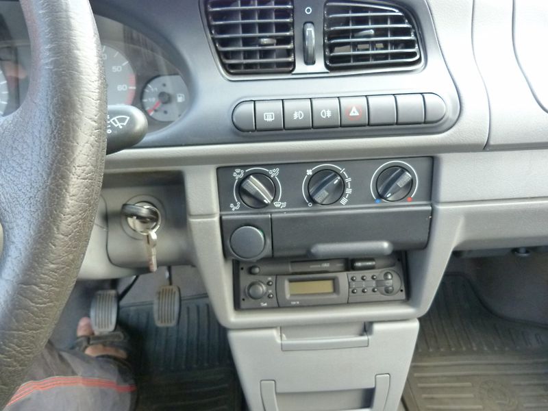 Škoda Felicia 1.3 MPI - fotka 14 z 18