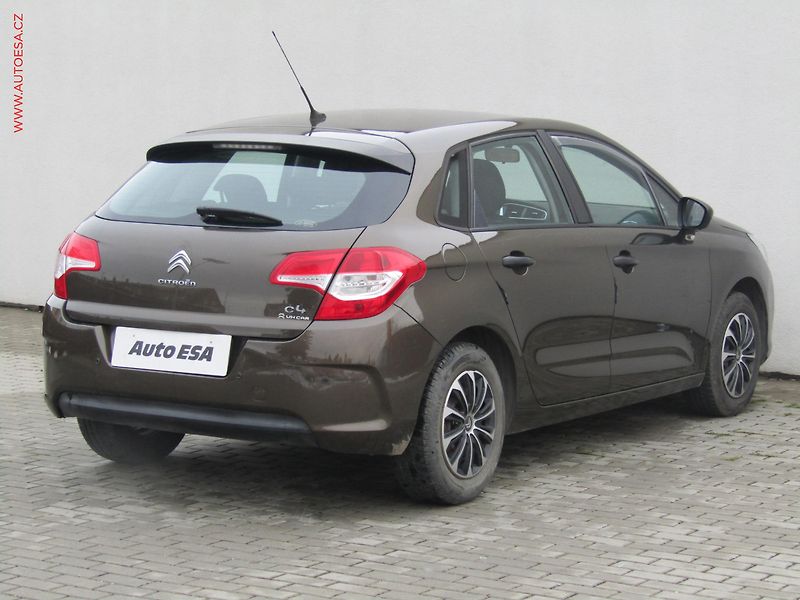 Citroën C4 (2011) 1.4i, ČR - fotka 4 z 15