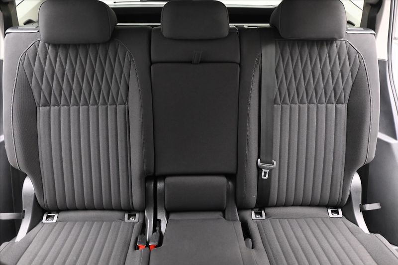 Volkswagen Tiguan Allspace 2,0 TDI 110kW DSG 7Míst Záruka - fotka 29 z 32