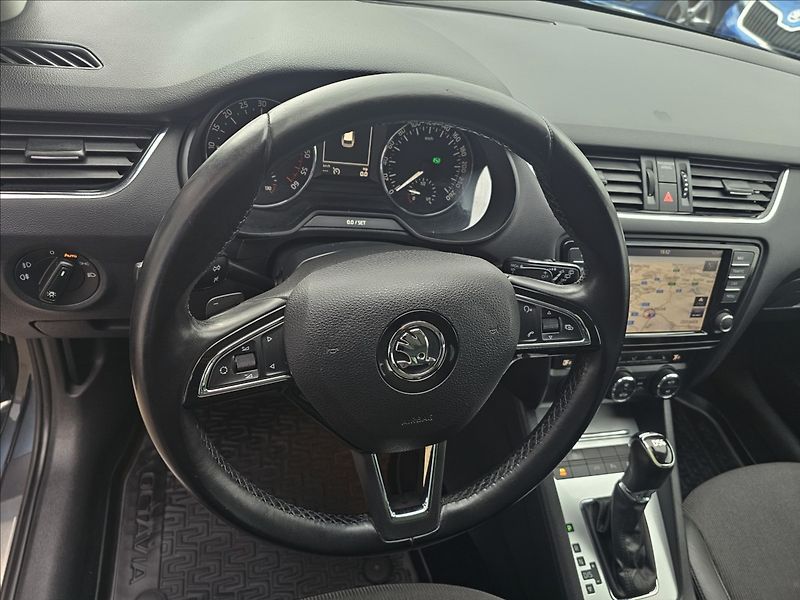 Škoda Octavia III 2,0TDi 110KW DSG Elegance - fotka 12 z 49