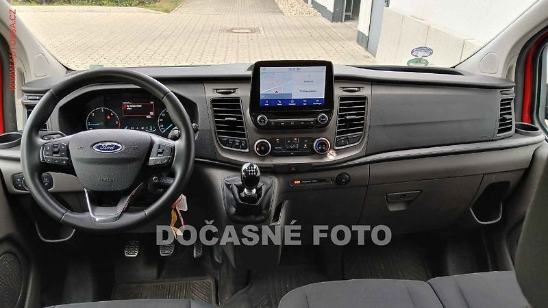 Ford Transit Custom (2023) 2.0TDCi 9míst, Trend, navi - fotka 10 z 15