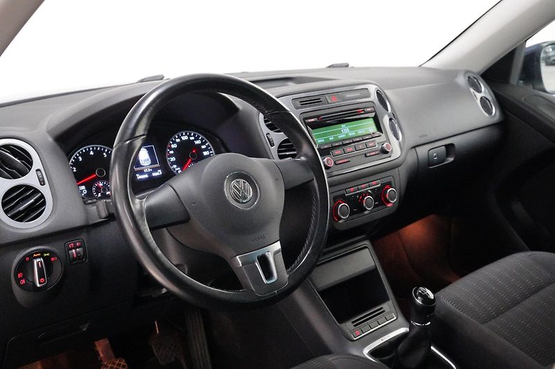 Volkswagen Tiguan - fotka 15 z 22