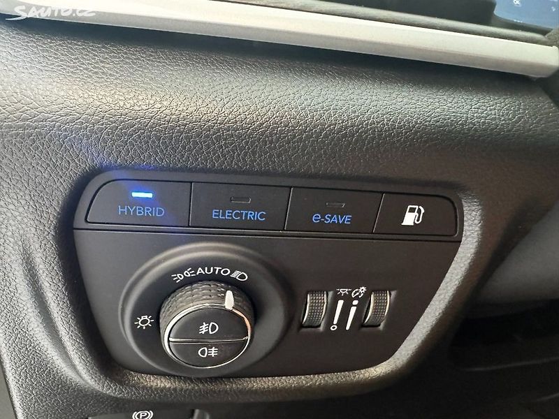 Jeep Grand Cherokee (2026) 2.0 4xe PHEV Limited - fotka 23 z 34
