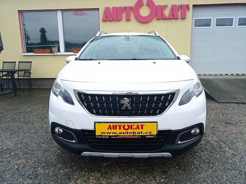 Peugeot 2008 1.5 75kW/Navi/1Maj/TOP - fotka 8 z 40
