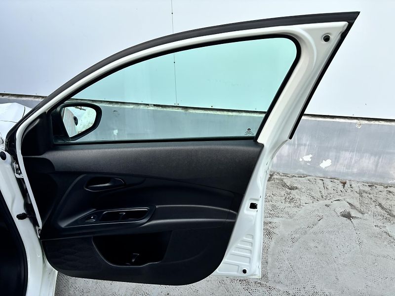 Fiat Tipo (2022) 1.0i 74kW  ser.knížka, nová TK - fotka 13 z 27