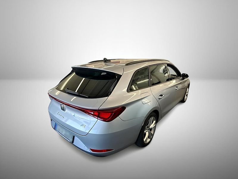 Seat Leon 2.0TDI DSG 110kW FR DPH TZ - fotka 2 z 3